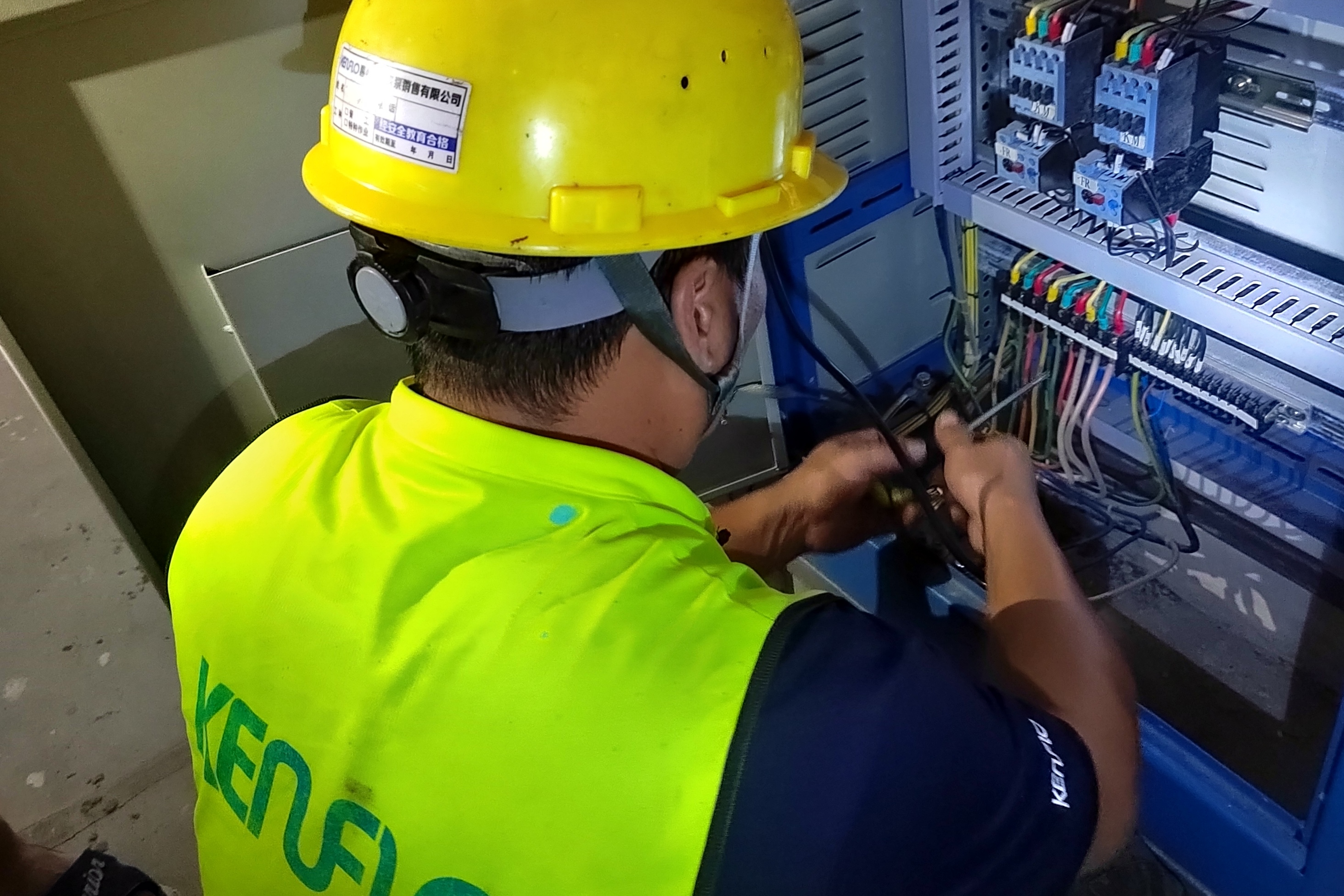 KENFLO pump industry maintenance personnel actively cooperate with Shenzhen Water Group customers to carry out preventive maintenance and emergency repair work against typhoon “Sula”